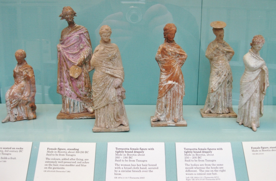 Tanagra figurines,  terracotta figurines, Greek terracottas, Greek antiquities, ancient Greek art, British Museum